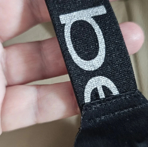 Bebe Sport Bra Black Removable pads Logo Straps No Shows Lines Bralette Size L - Picture 3 of 6